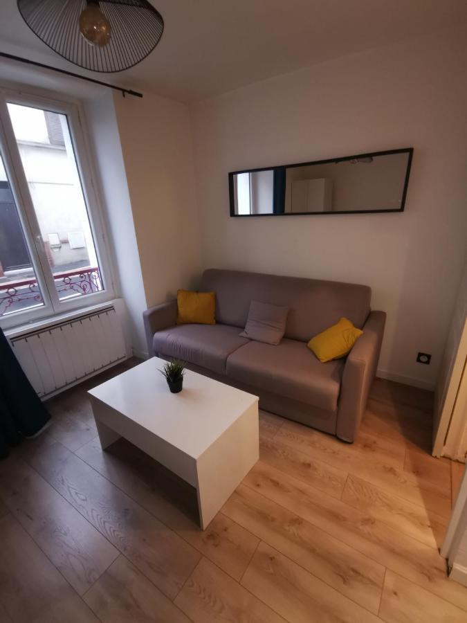 Appartement Au Coeur De La Ville De Taverny Kültér fotó